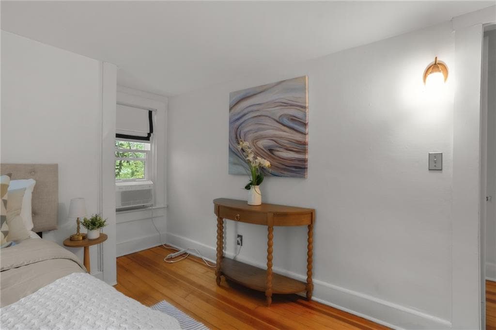 Single Family Residence at 30 Ledge Road, East Greenwich, photo 25 of 37