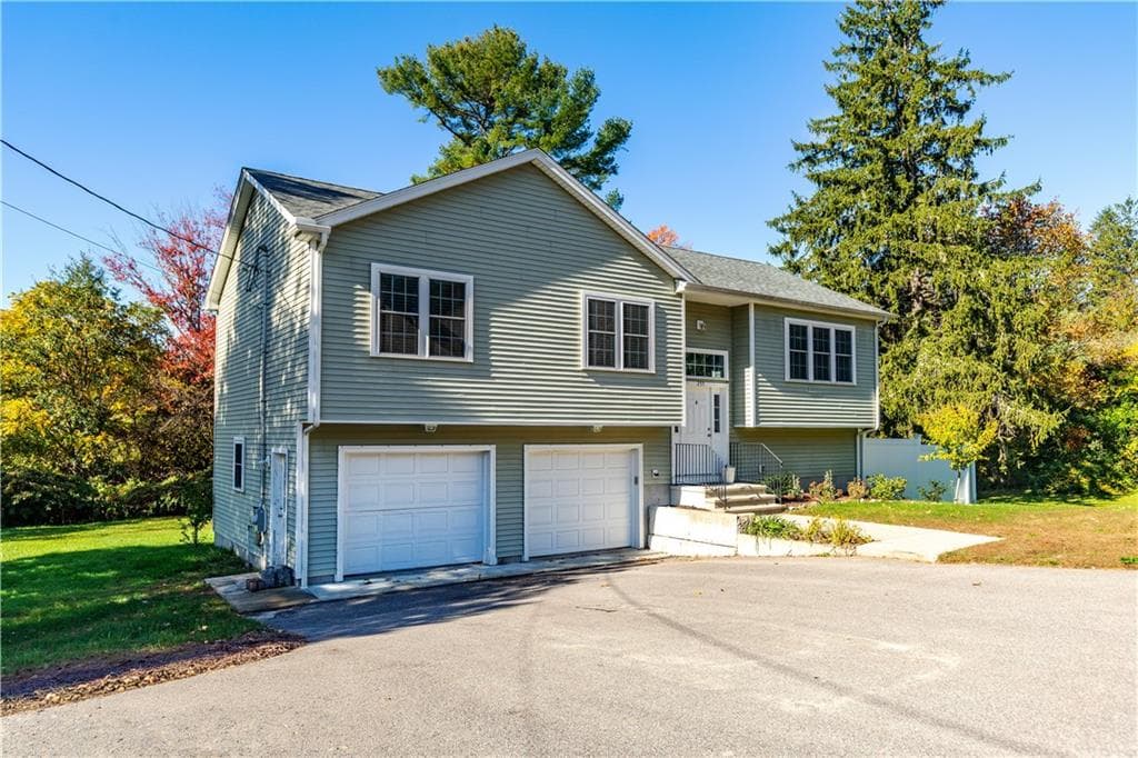 Single Family Residence at 255 Whipple Avenue, Burrillville, photo 3 of 50