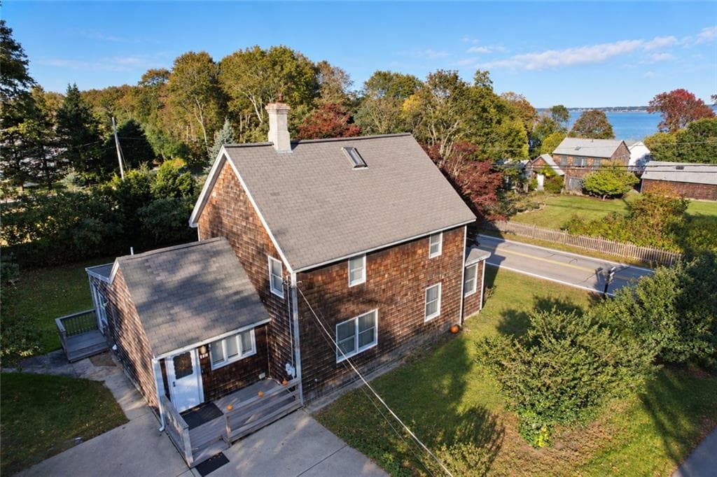 Single Family Residence at 871 East Shore Road, Jamestown, photo 2 of 34