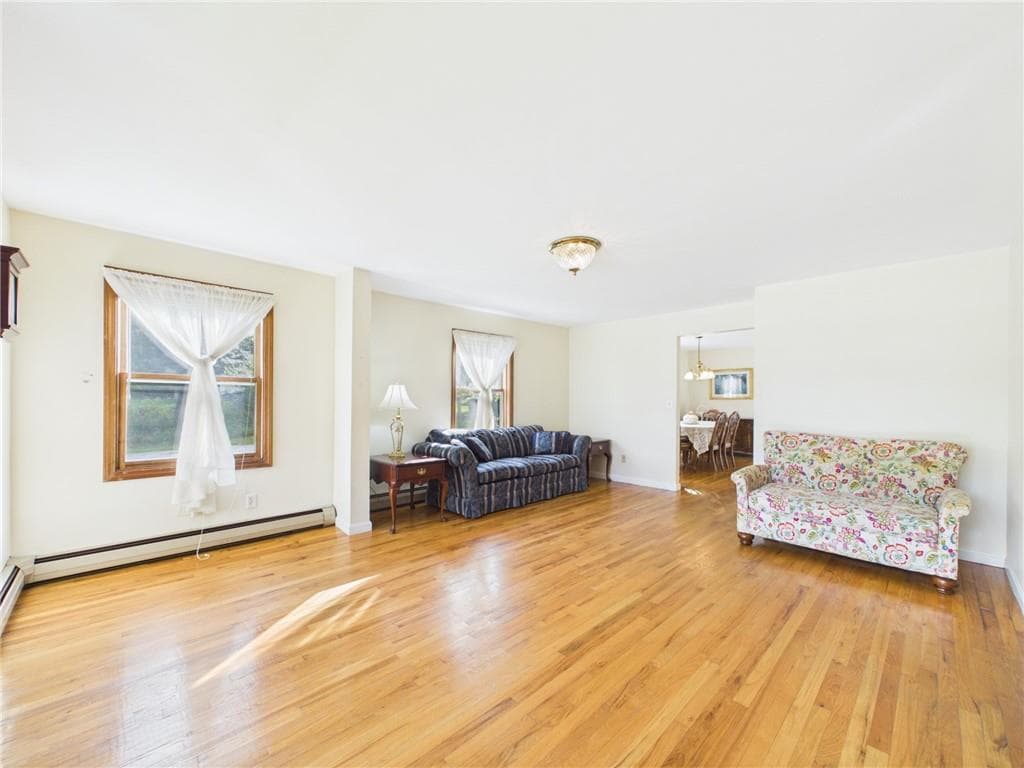 Single Family Residence at 871 East Shore Road, Jamestown, photo 12 of 34