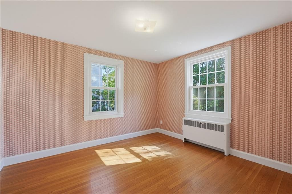 Single Family Residence at 150 Betsey Williams Drive, Warwick, photo 17 of 45