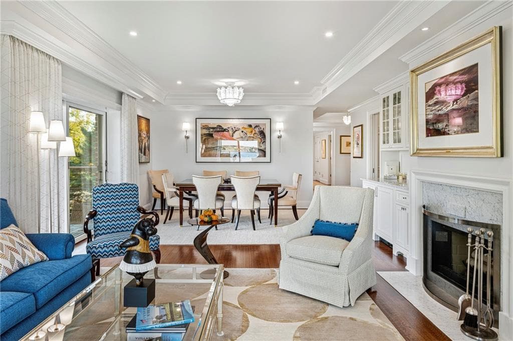 Condominium at 111 Harrison Avenue UNIT D5, Newport, photo 10 of 50