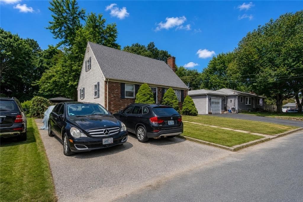 Single Family Residence at 24 Alden Street, Johnston, photo 3 of 22
