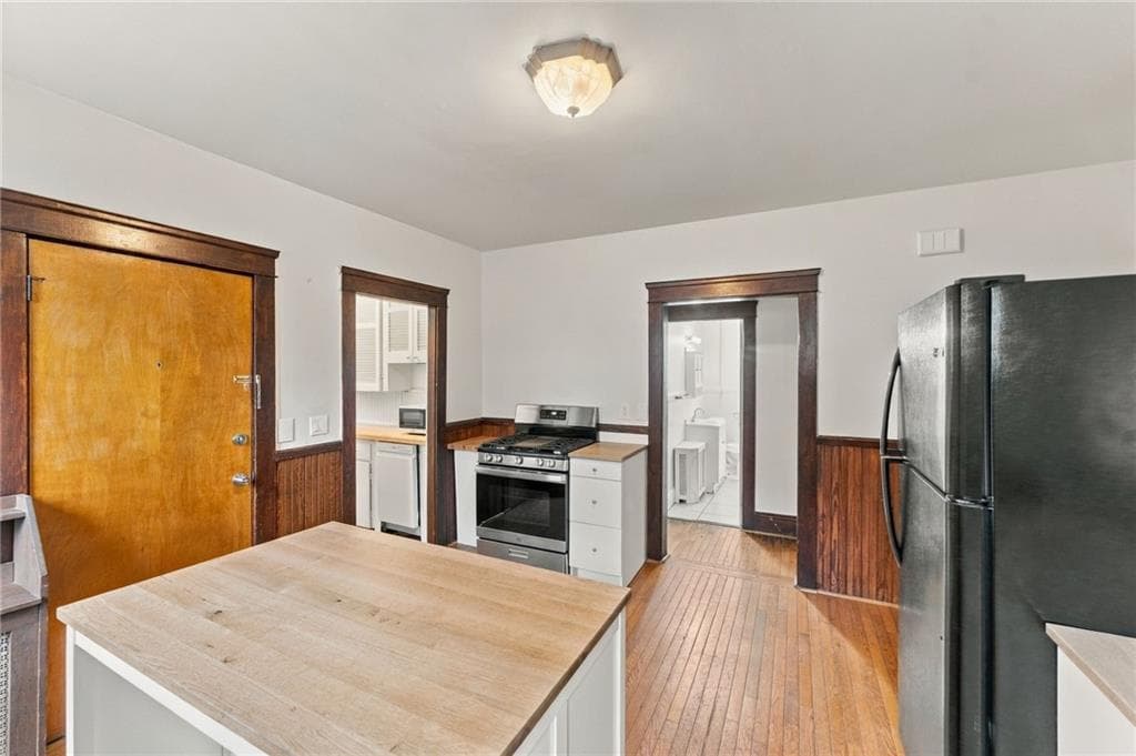Multi Family at 580 Admiral Street, Providence, photo 27 of 50