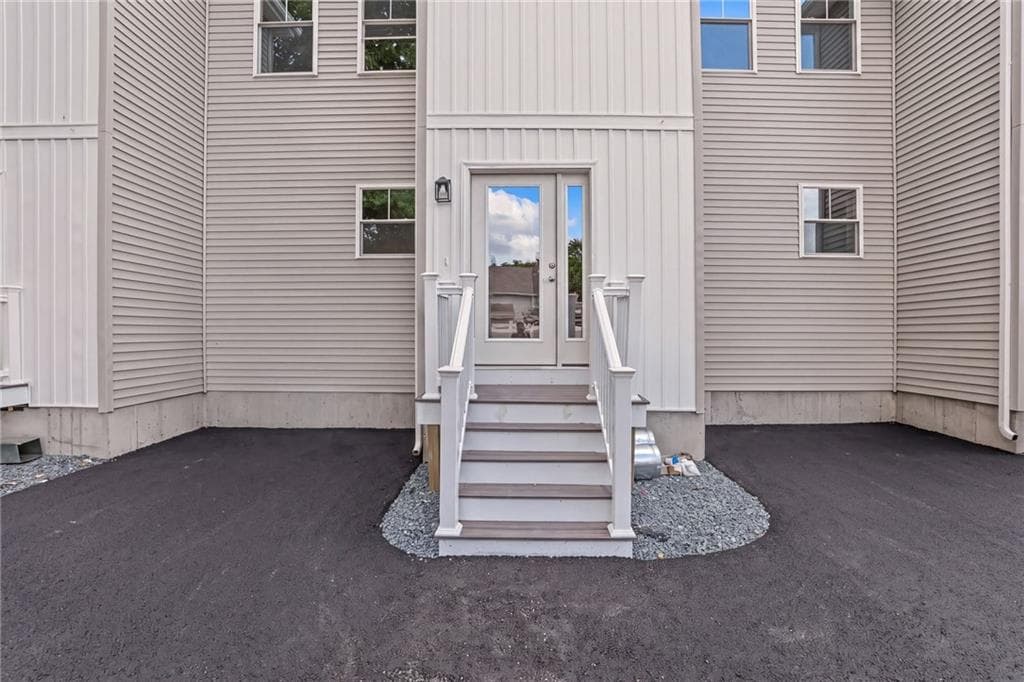Single Family Residence at 4 Rounds Avenue, East Providence, photo 32 of 32