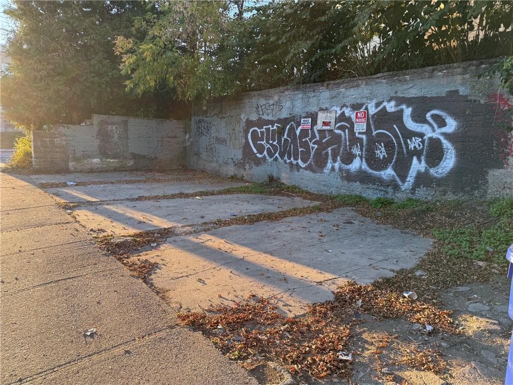 Unimproved Land at 86 Rugby Street, Providence, photo 3 of 4