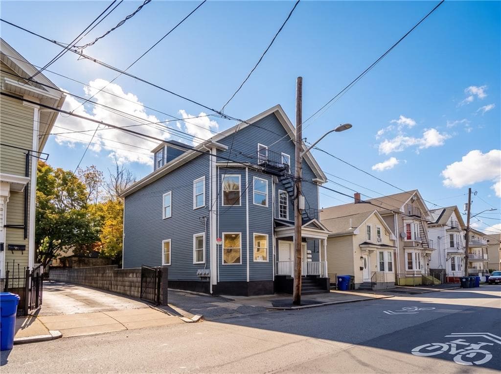 Multi Family at 111 113 Waverly Street, Providence, photo 2 of 45