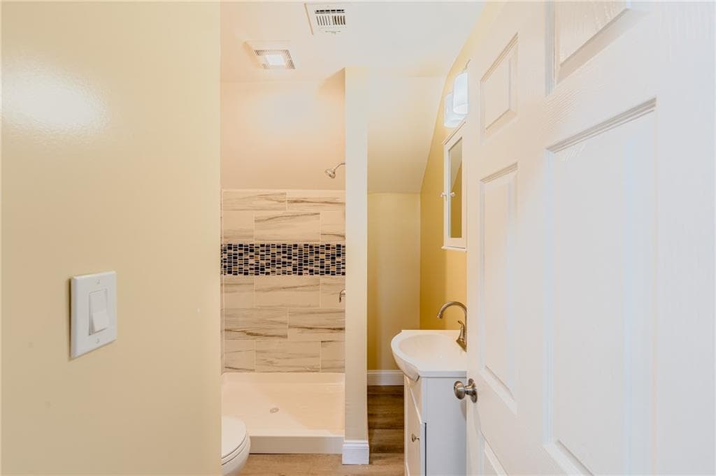 Multi Family at 111 113 Waverly Street, Providence, photo 10 of 45