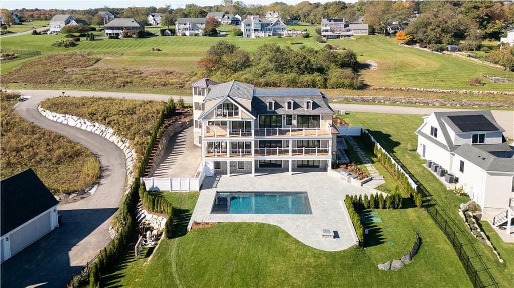 Single Family Residence at 45 Sea Spray Drive, Portsmouth, photo 43 of 50