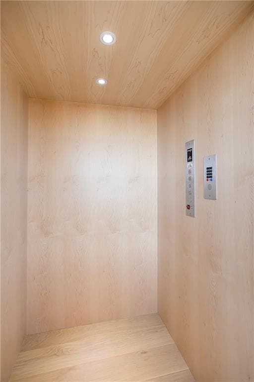 Single Family Residence at 45 Sea Spray Drive, Portsmouth, photo 10 of 50
