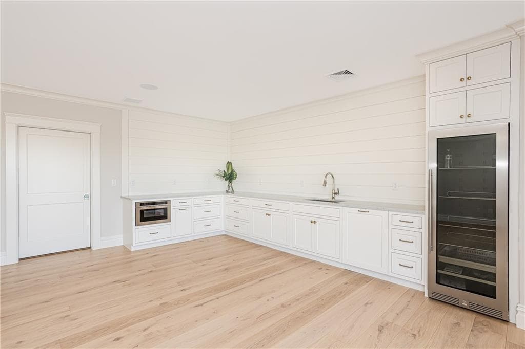 Single Family Residence at 45 Sea Spray Drive, Portsmouth, photo 35 of 50