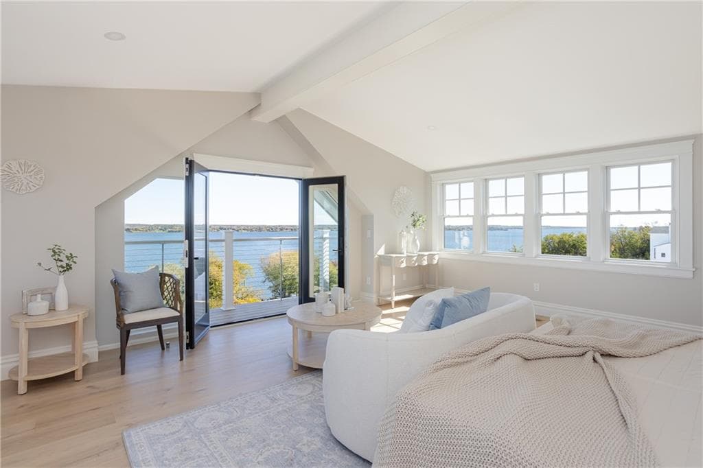 Single Family Residence at 45 Sea Spray Drive, Portsmouth, photo 21 of 50