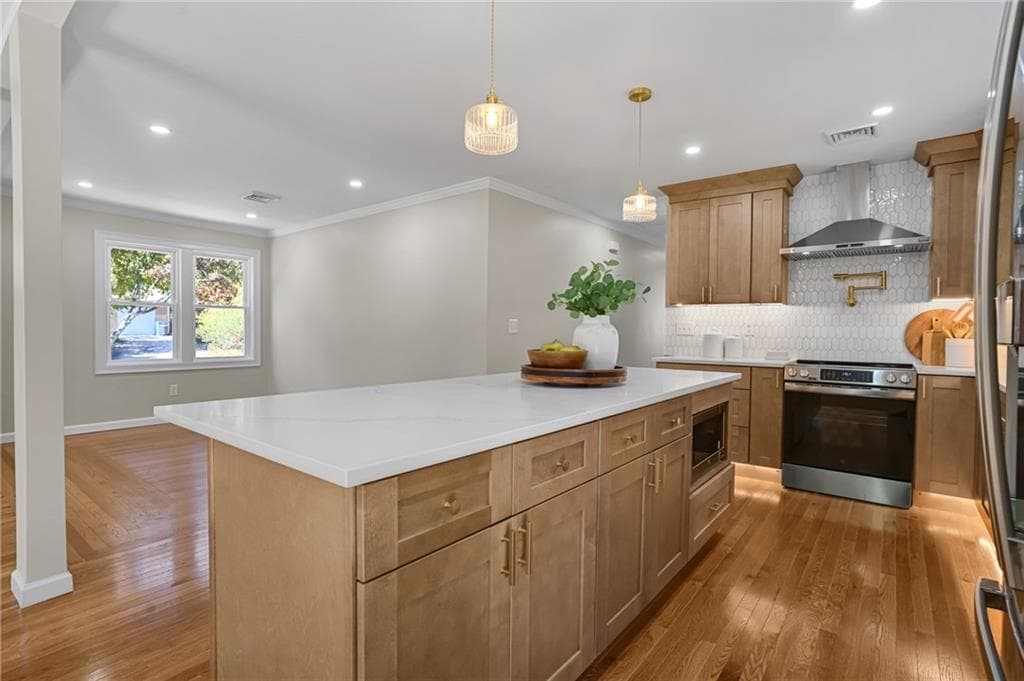 Single Family Residence at 1 Cedar Path, Lincoln, photo 16 of 50