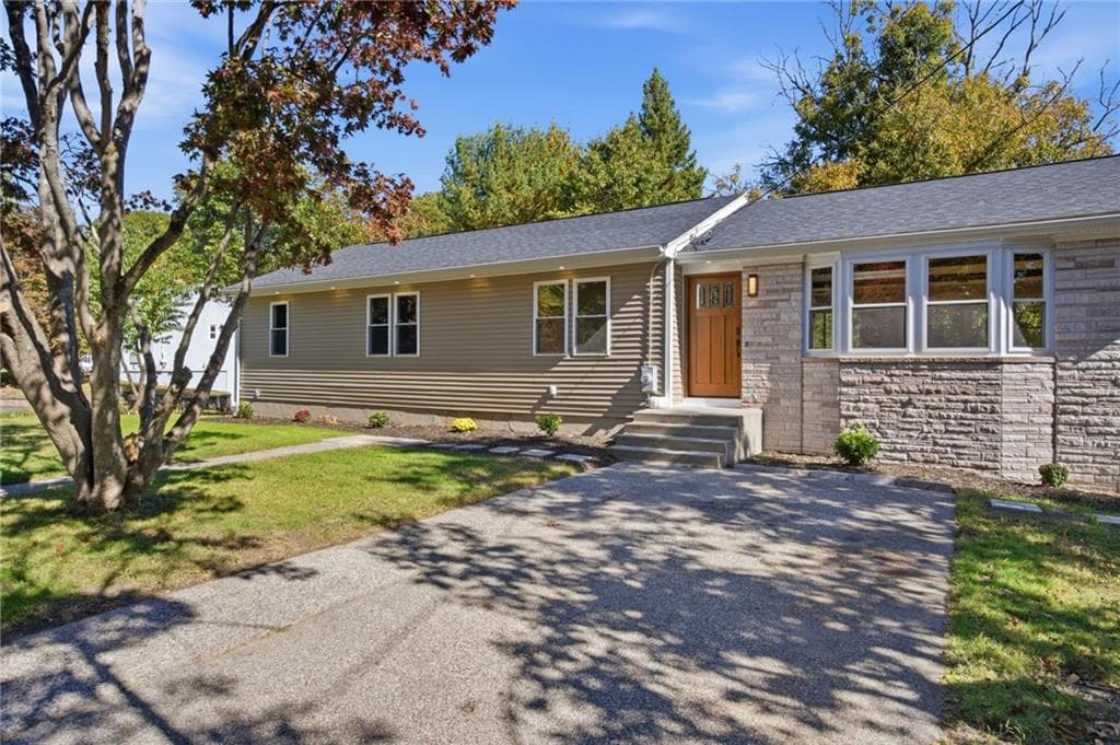 Single Family Residence at 1 Cedar Path, Lincoln, photo 3 of 50