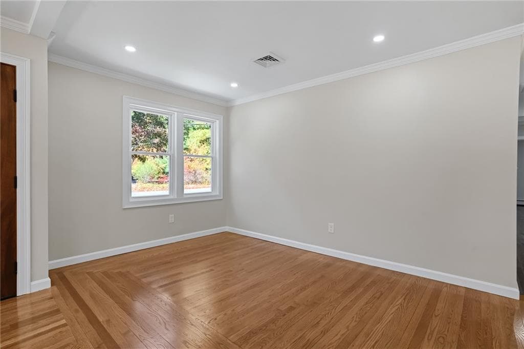 Single Family Residence at 1 Cedar Path, Lincoln, photo 9 of 50