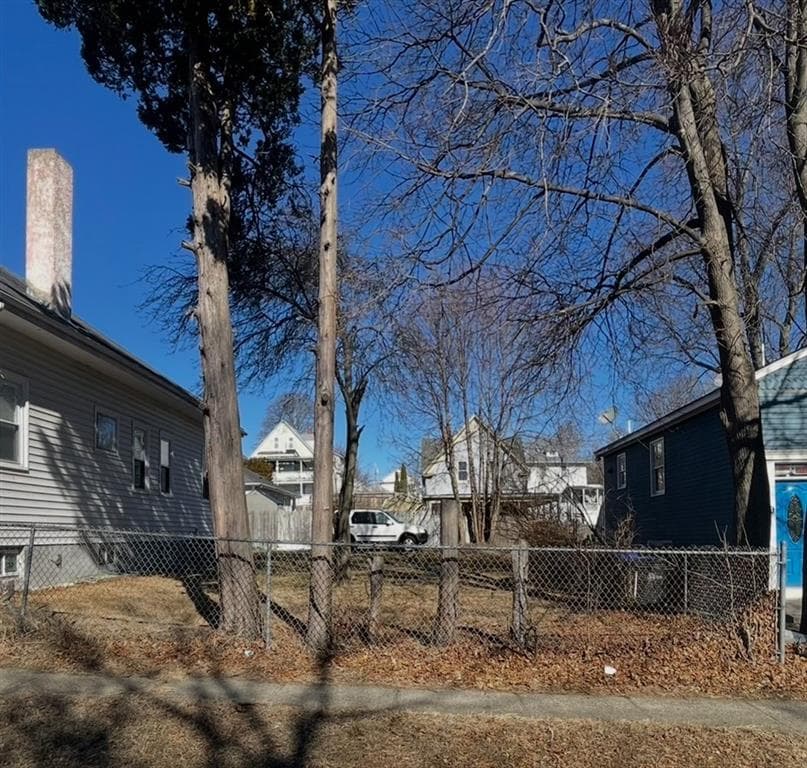 81 Indian Avenue