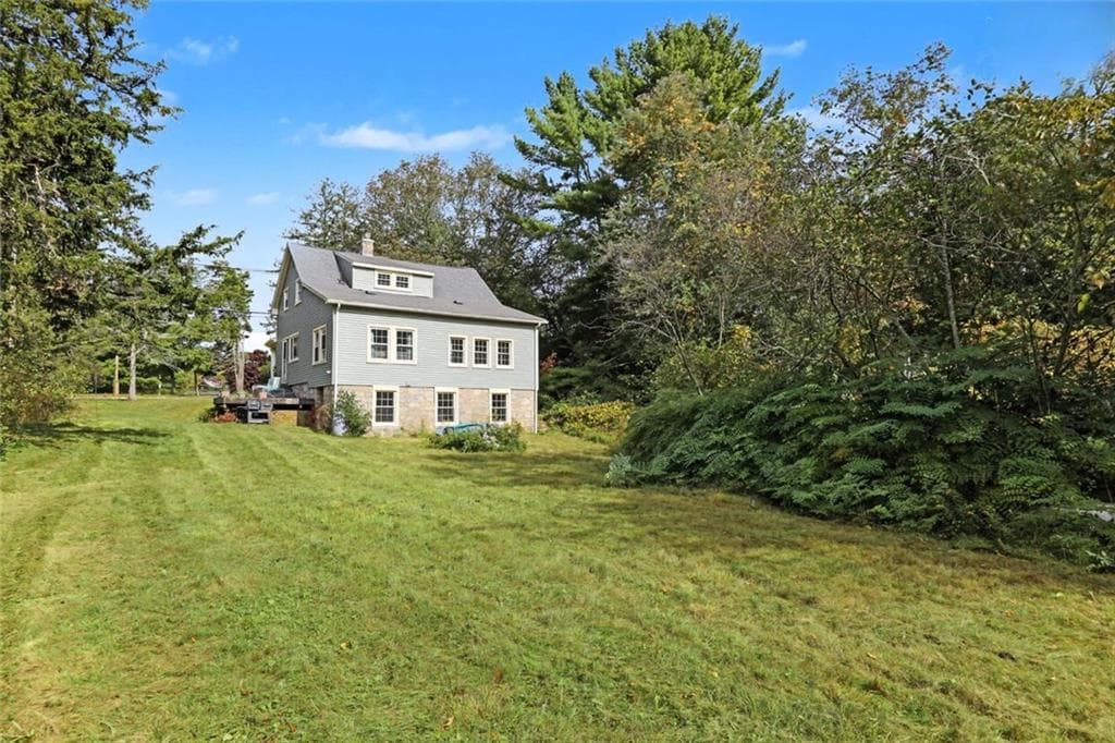 Single Family Residence at 826 Mooresfield Road, South Kingstown, photo 40 of 50