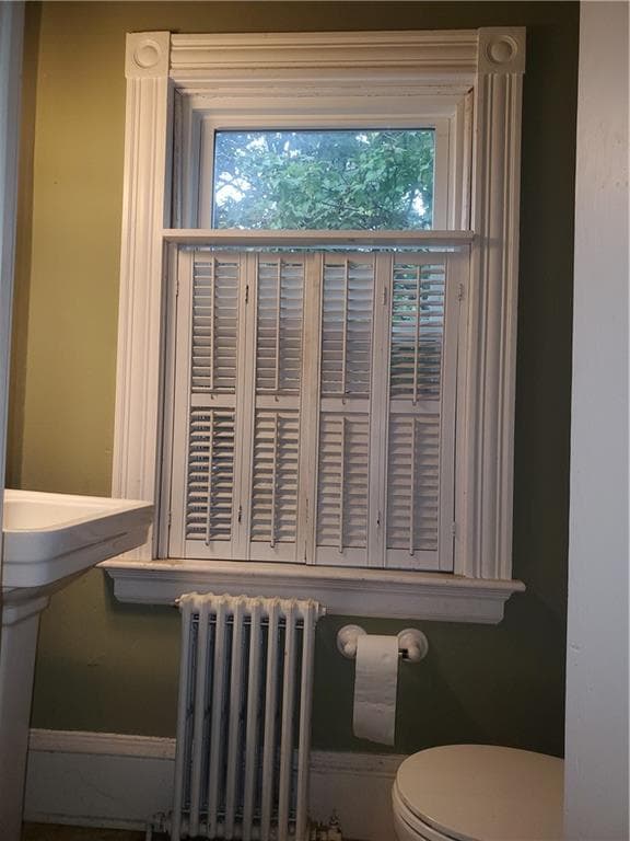 Single Family Residence at 135 Roger Williams Avenue, Providence, photo 9 of 23