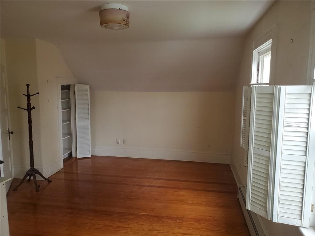 Single Family Residence at 135 Roger Williams Avenue, Providence, photo 15 of 23