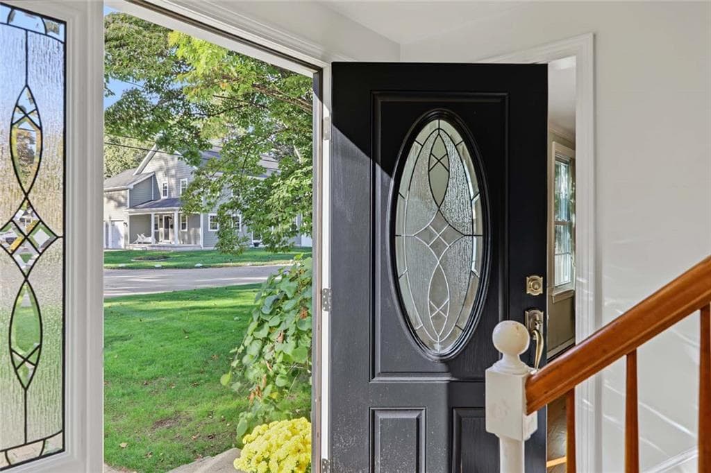 Single Family Residence at 6 Fireside Drive, Barrington, photo 5 of 47