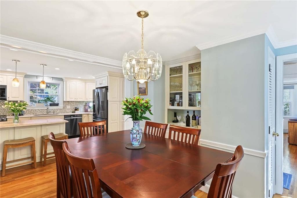 Single Family Residence at 6 Fireside Drive, Barrington, photo 10 of 47