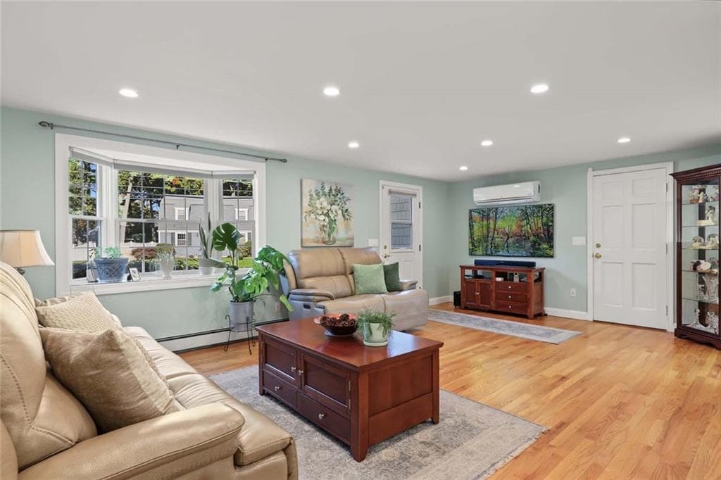 Single Family Residence at 6 Fireside Drive, Barrington, photo 18 of 47