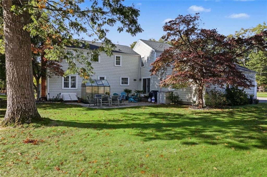 Single Family Residence at 6 Fireside Drive, Barrington, photo 40 of 47