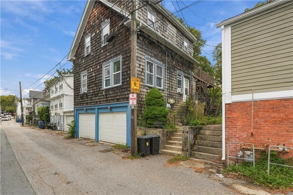 Multi Family at 135 Marlborough Street, East Greenwich, photo 3 of 25