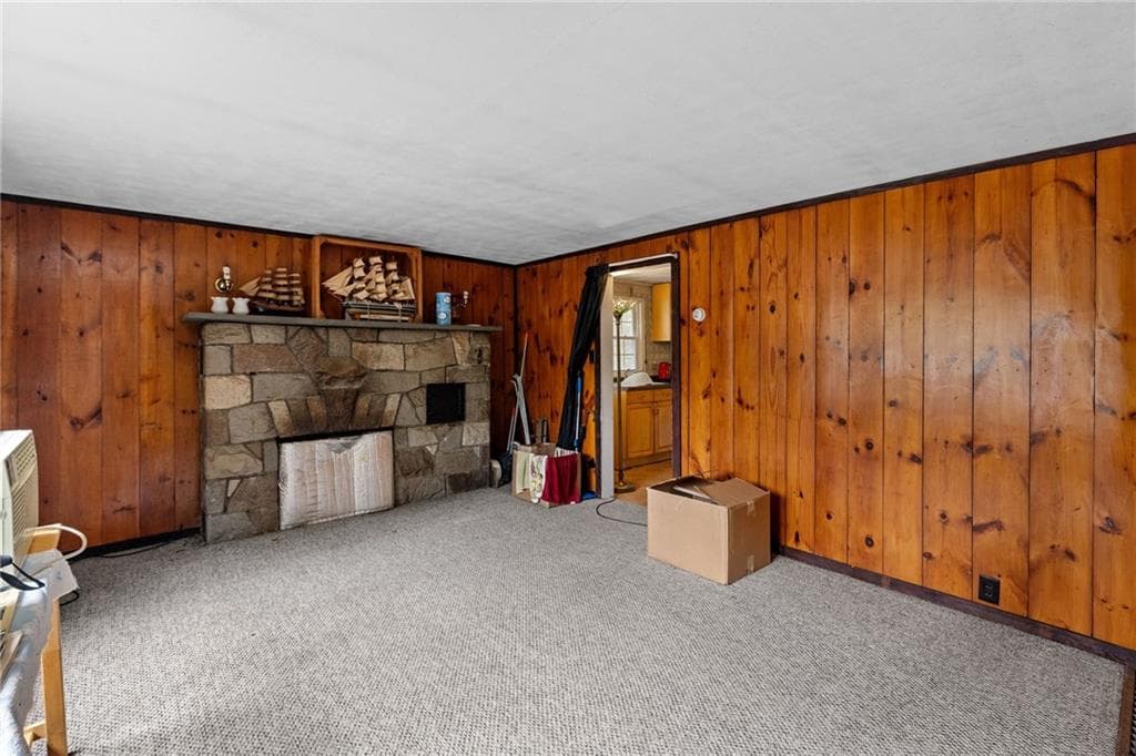 Single Family Residence at 1187 Danielson Pike, Scituate, photo 18 of 28