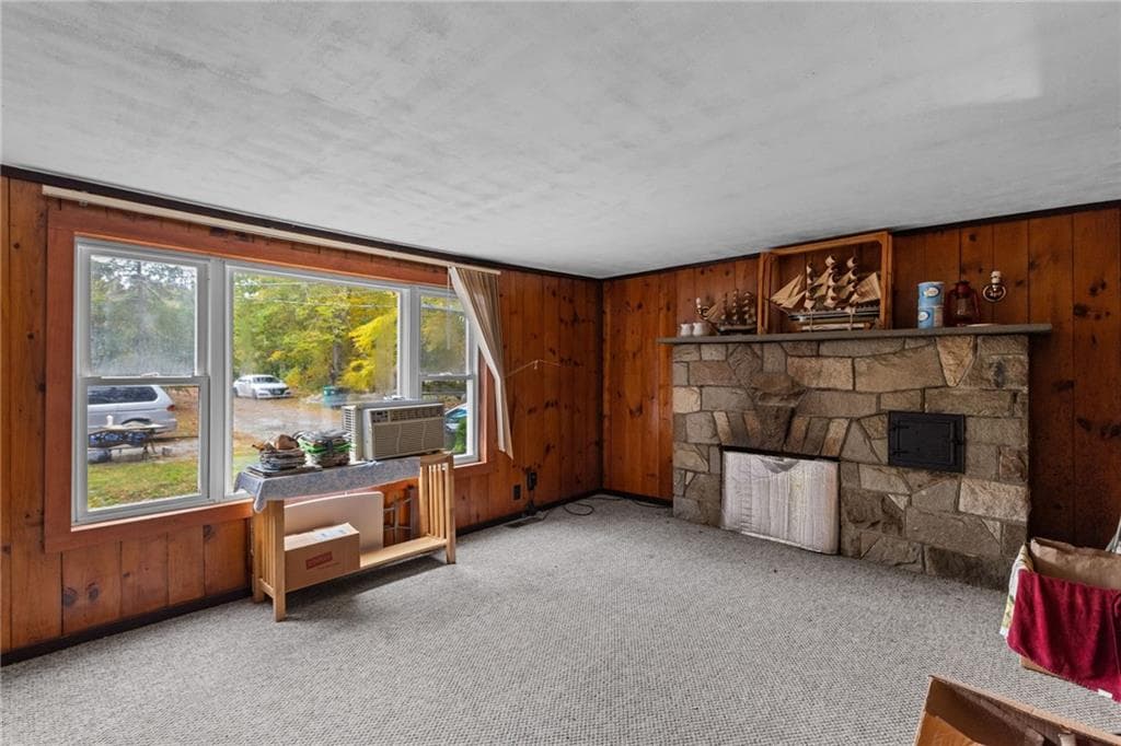 Single Family Residence at 1187 Danielson Pike, Scituate, photo 19 of 28