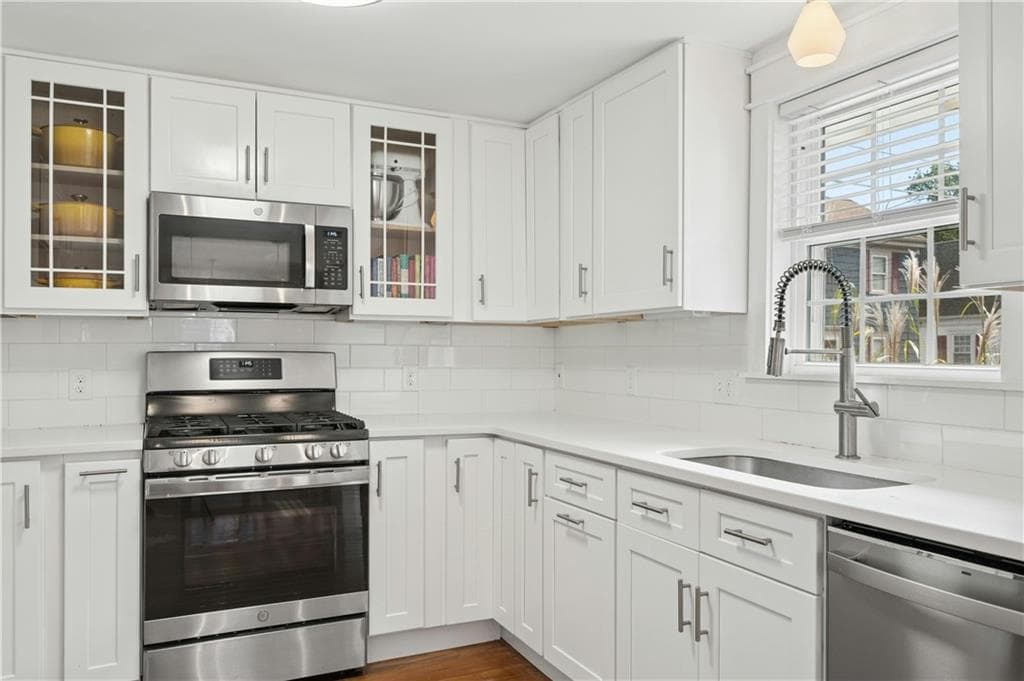 Single Family Residence at 114 Constitution Street, Bristol, photo 15 of 49