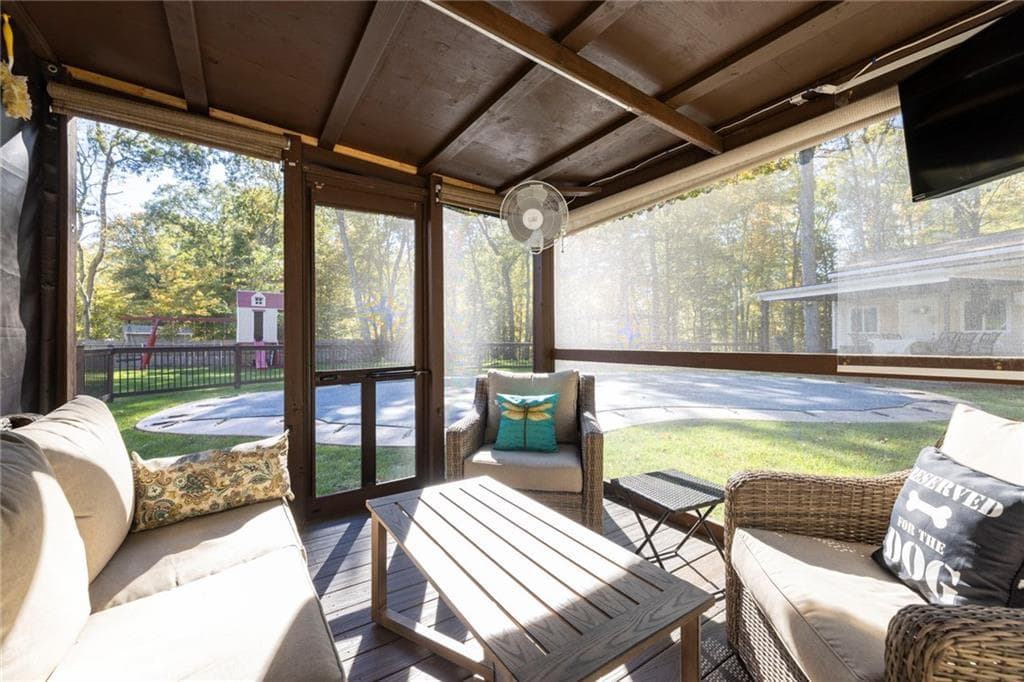 Single Family Residence at 329 Tomaquag Road, Hopkinton, photo 5 of 35