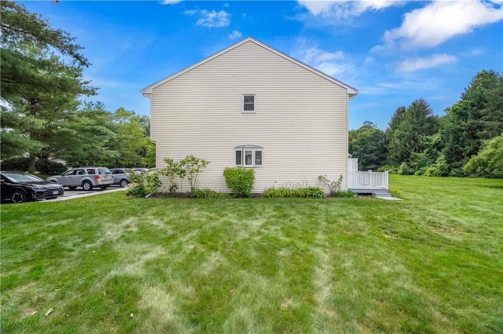 Condominium at 30 Noel Court, South Kingstown, photo 42 of 47