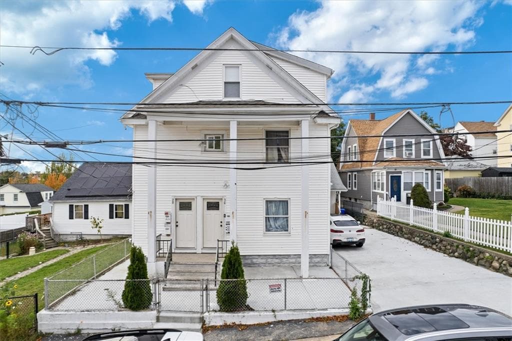 28 Englewood Avenue