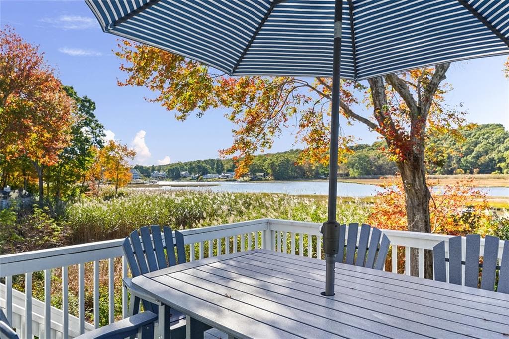 Single Family Residence at 74 Circuit Drive, Narragansett, photo 17 of 48