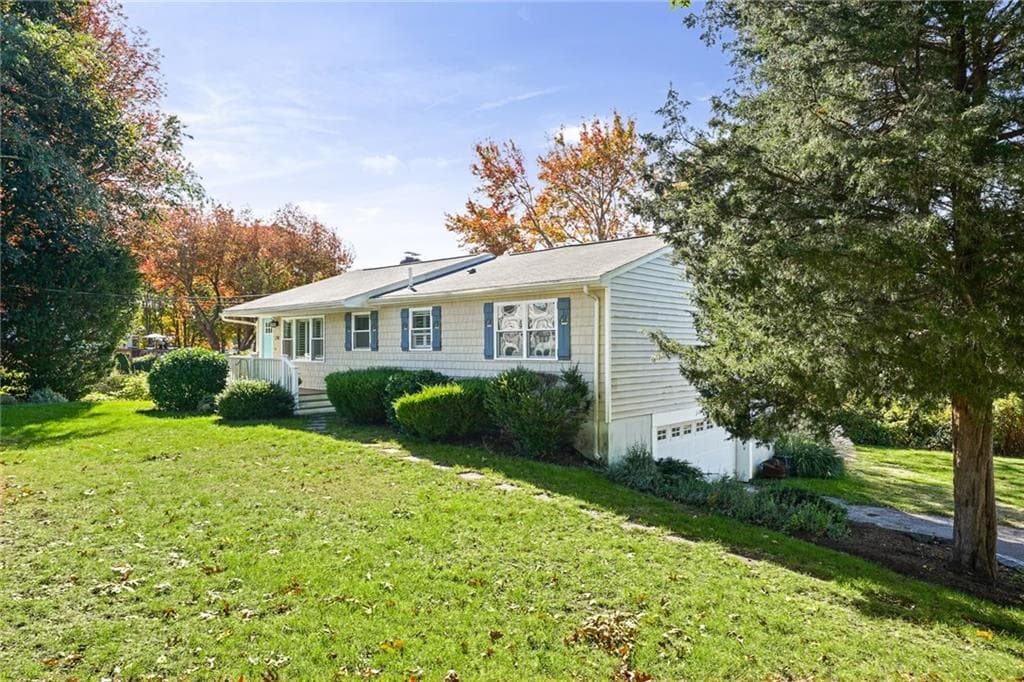 Single Family Residence at 74 Circuit Drive, Narragansett, photo 43 of 48