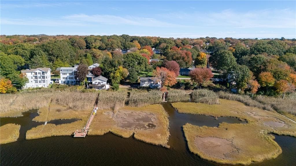 Single Family Residence at 74 Circuit Drive, Narragansett, photo 3 of 48