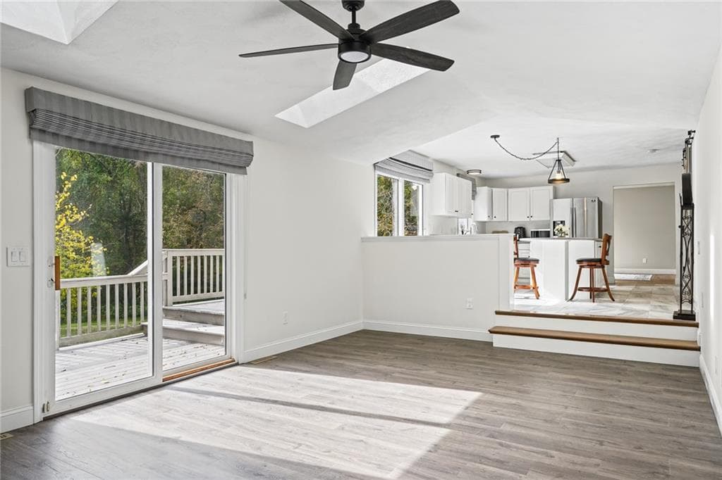 Single Family Residence at 632 Shermantown Road, North Kingstown, photo 12 of 48
