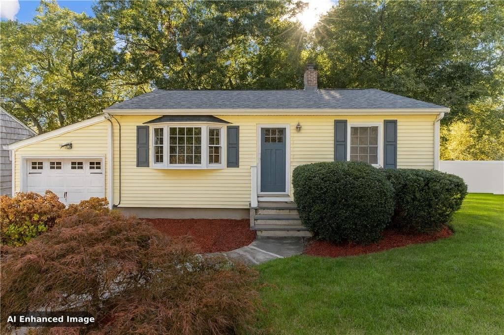 Single Family Residence at Greenwood Proper, Warwick, photo 2 of 26