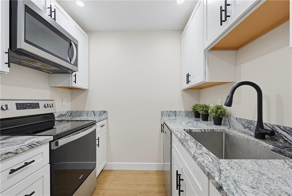 Condominium at 811 Franklin Crossing Road UNIT 811, Franklin, photo 17 of 42