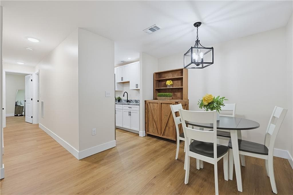 Condominium at 811 Franklin Crossing Road UNIT 811, Franklin, photo 11 of 42
