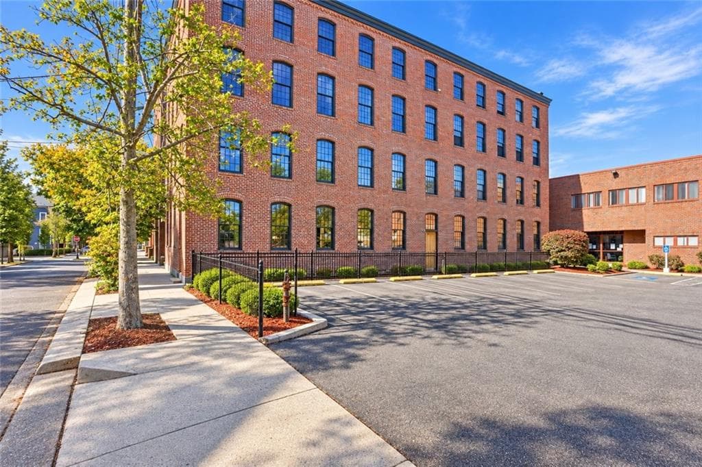 Condominium at 407 Pine Street UNIT 105, Providence, photo 2 of 29