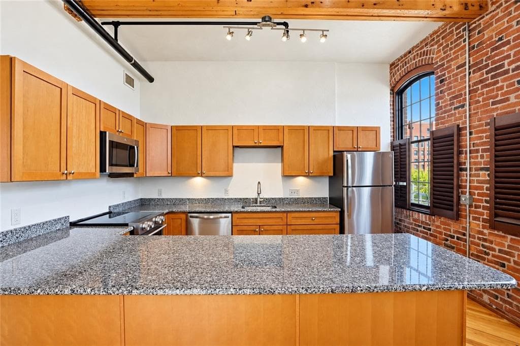 Condominium at 407 Pine Street UNIT 105, Providence, photo 10 of 29