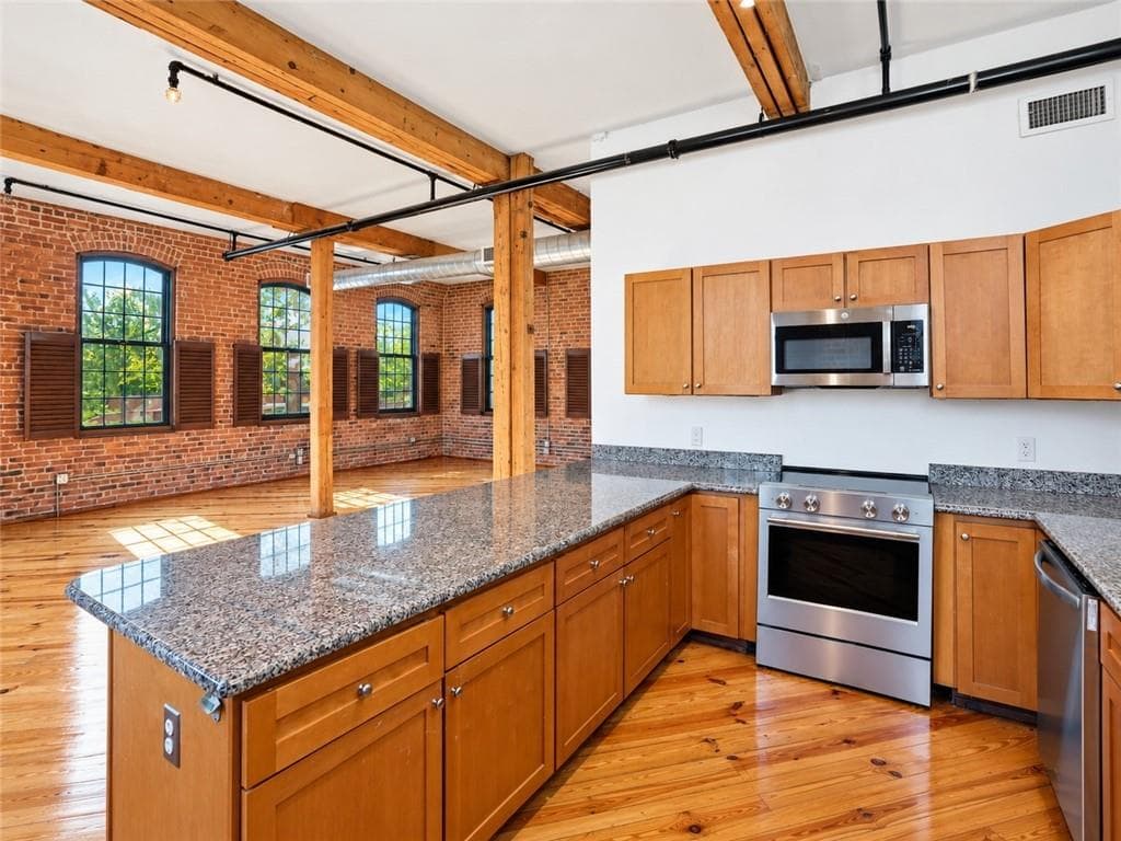 Condominium at 407 Pine Street UNIT 105, Providence, photo 11 of 29