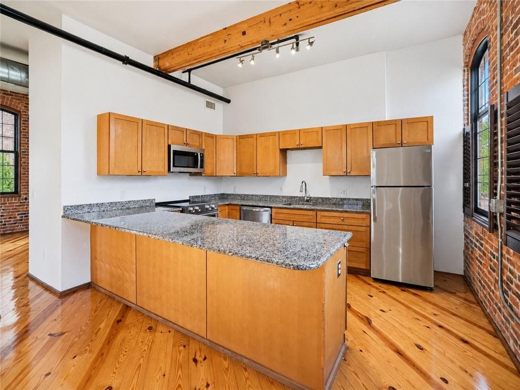 Condominium at 407 Pine Street UNIT 105, Providence, photo 8 of 29