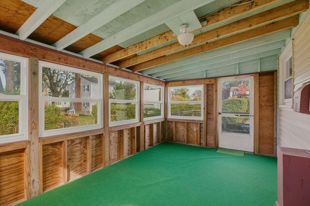 Single Family Residence at 15 Squantum Drive, Middletown, photo 15 of 48