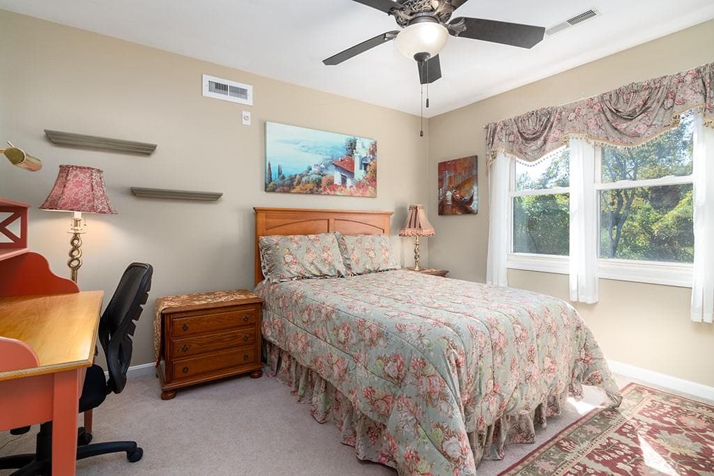 Single Family Residence at 39 Deer Ridge Way, South Kingstown, photo 31 of 37