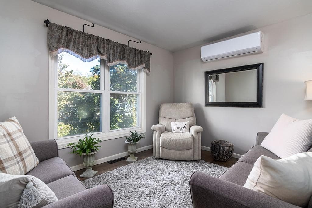 Single Family Residence at 39 Deer Ridge Way, South Kingstown, photo 21 of 37