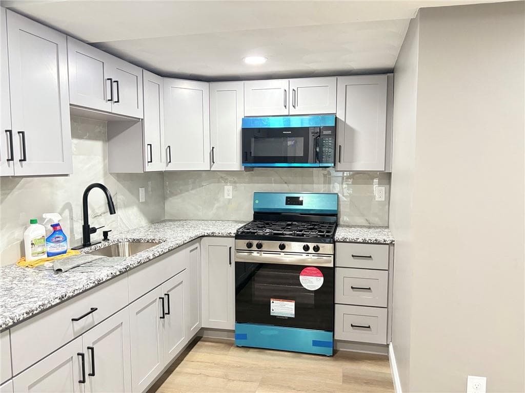 Multi Family at 40 Paradis Avenue, Woonsocket, photo 27 of 40