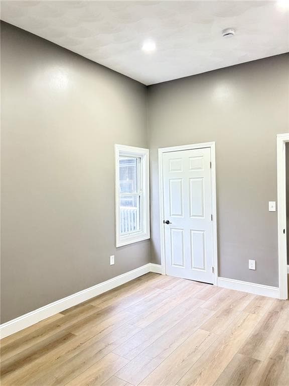 Multi Family at 40 Paradis Avenue, Woonsocket, photo 31 of 40